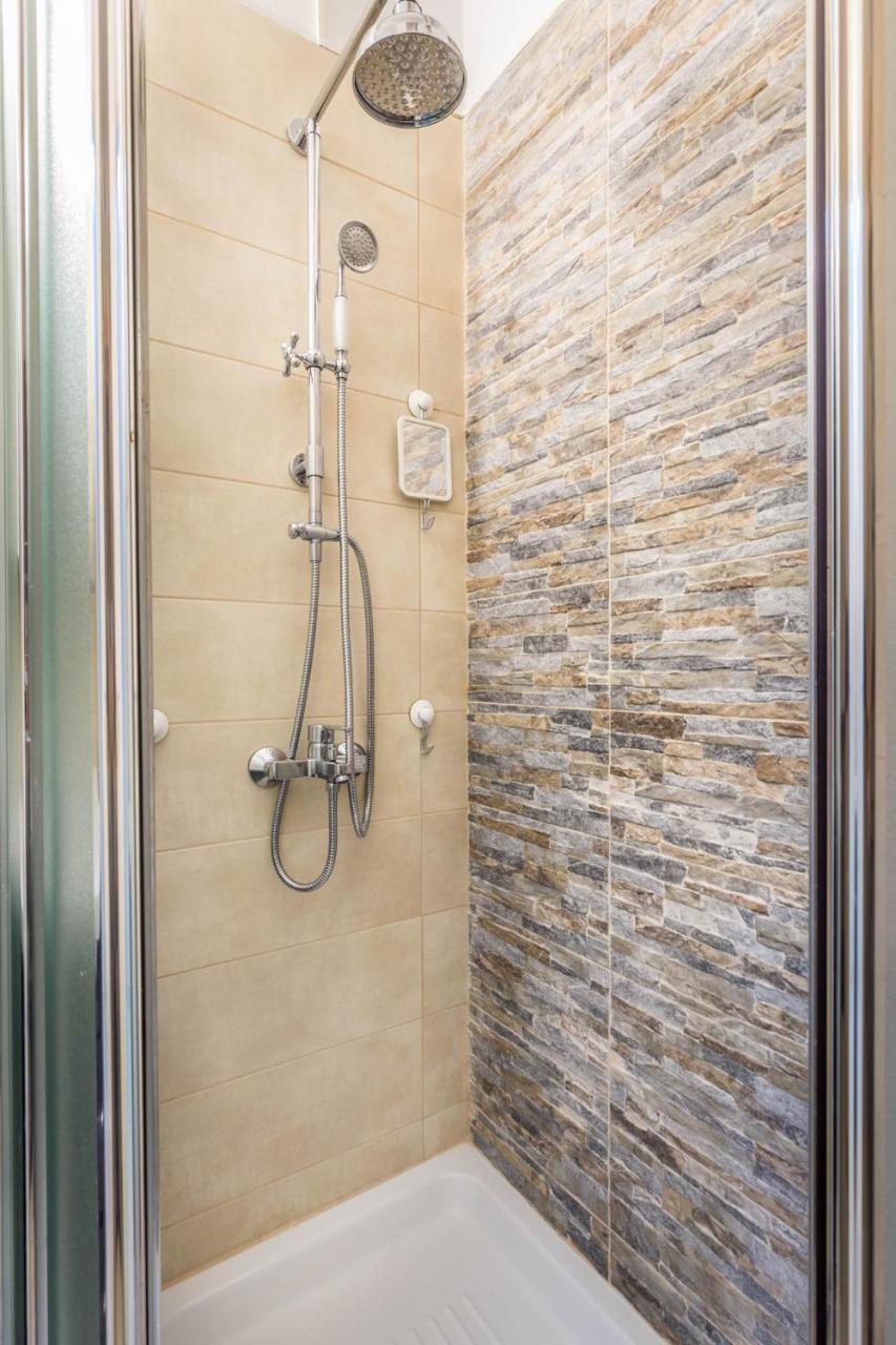 דירות אתונה Adorable Flat For 4 Ppl In Kolonaki מראה חיצוני תמונה